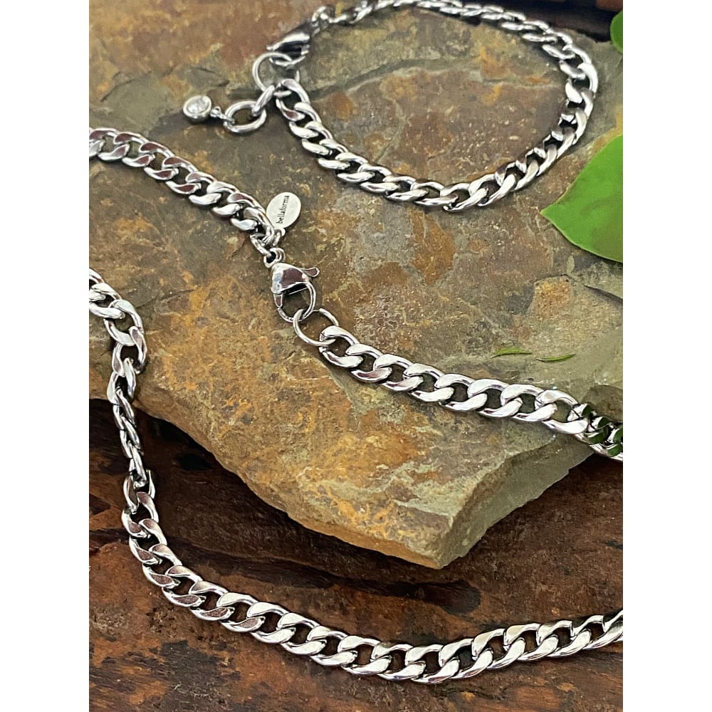 SILVER CUBAN CHOKER