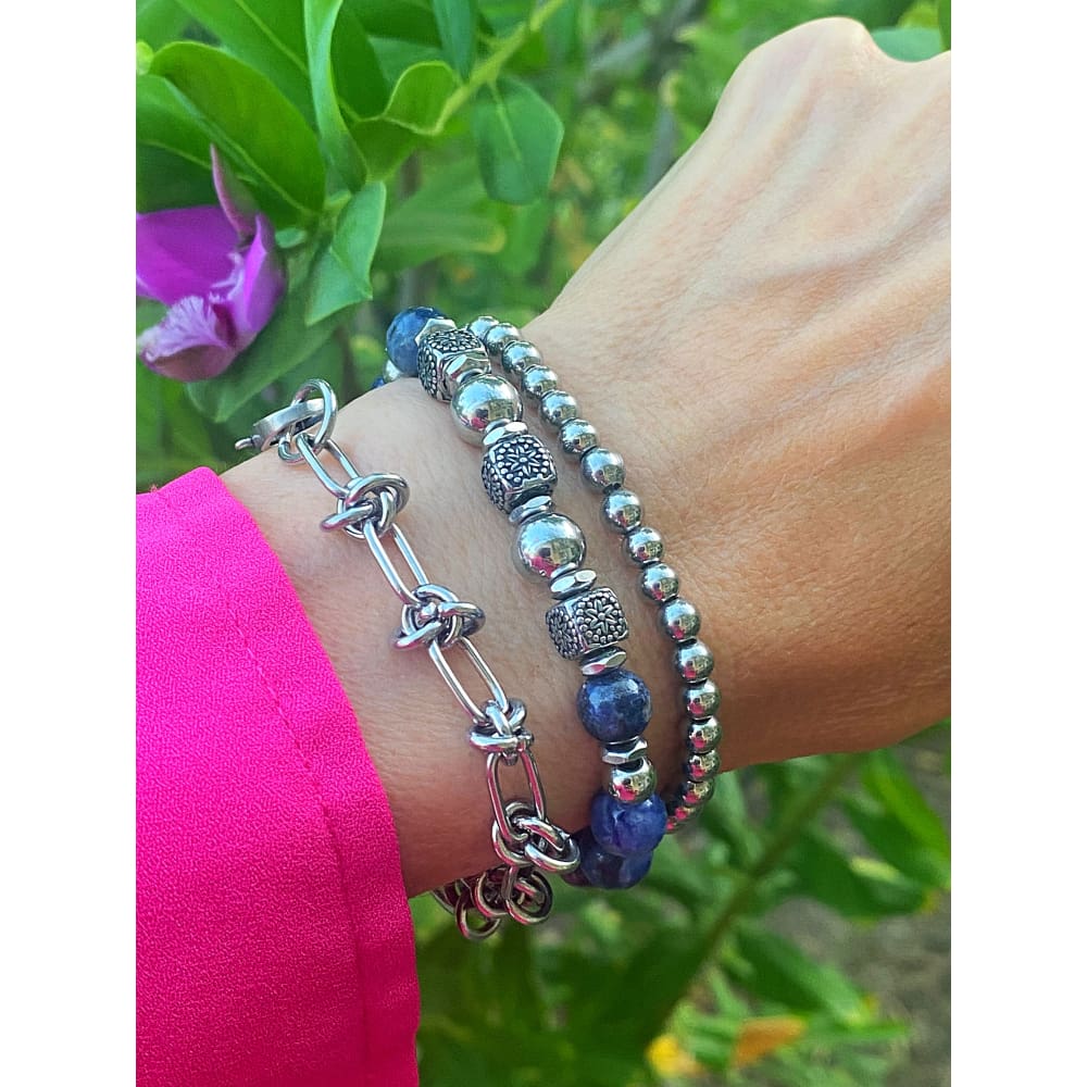 CHUNKY SODALITE BRACELET