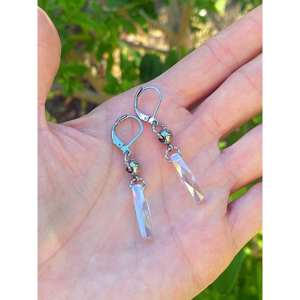 CHAMPAGNE BAR EARRINGS