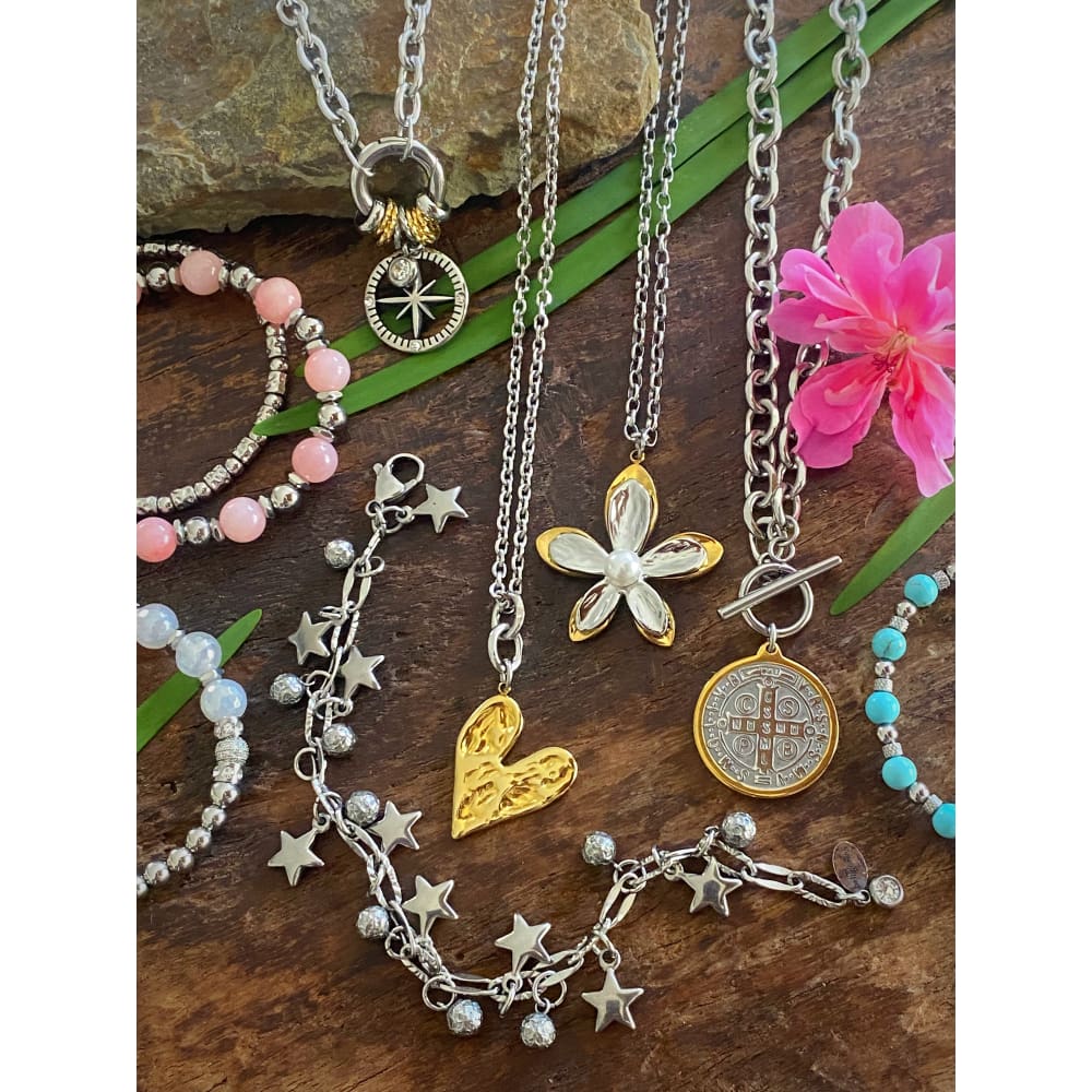 COASTAL STAR BRACELET
