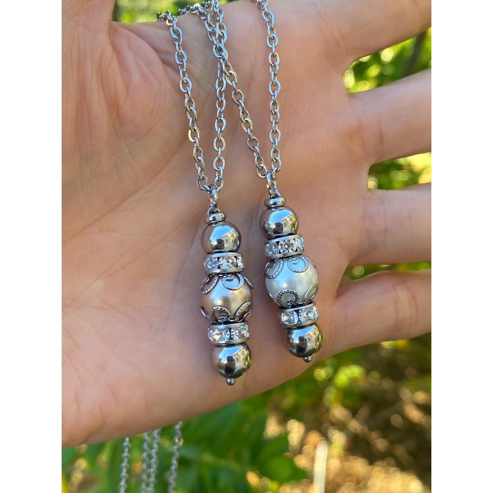 VINTAGE LACE NECKLACE