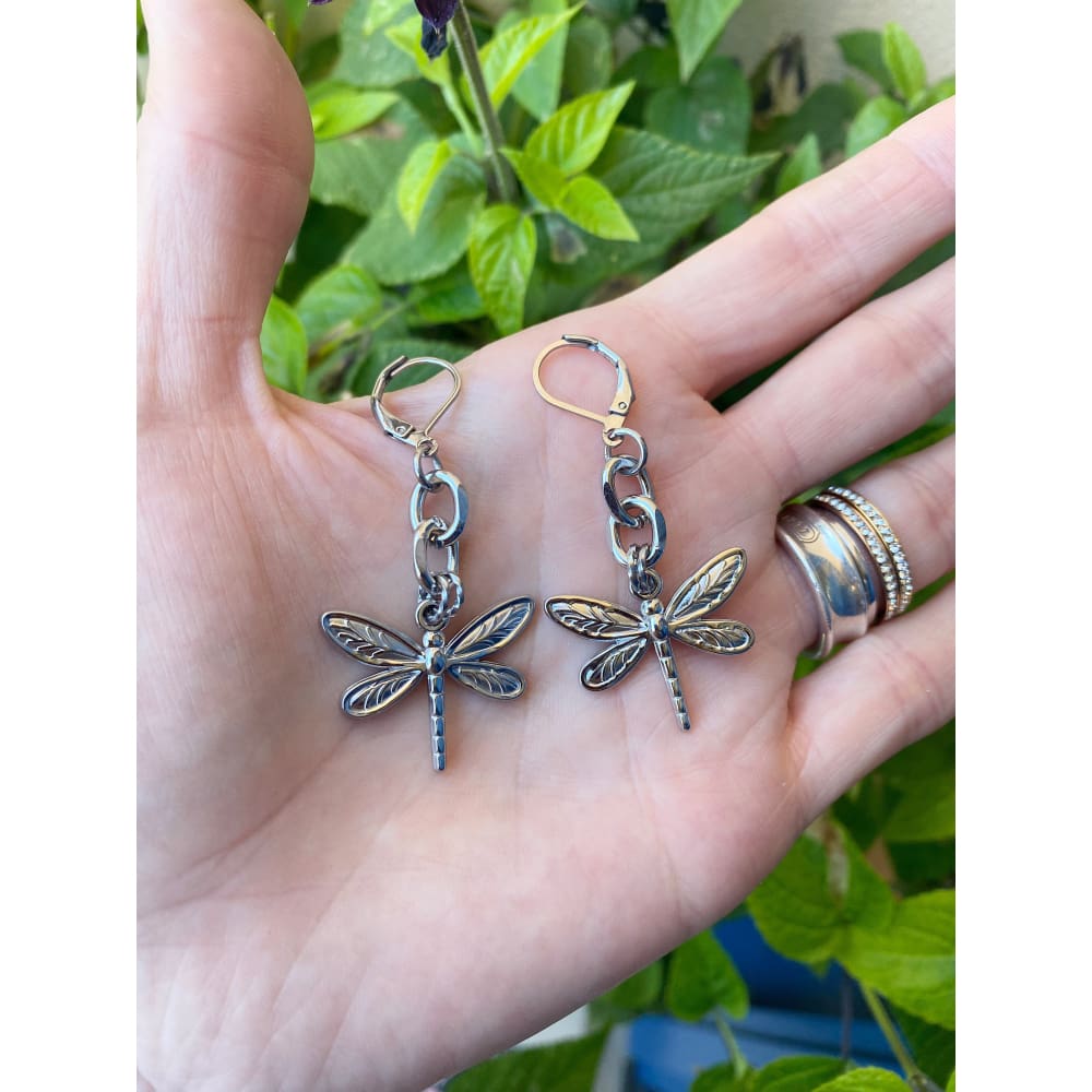 DRAGONFLY CHAIN EARRINGS