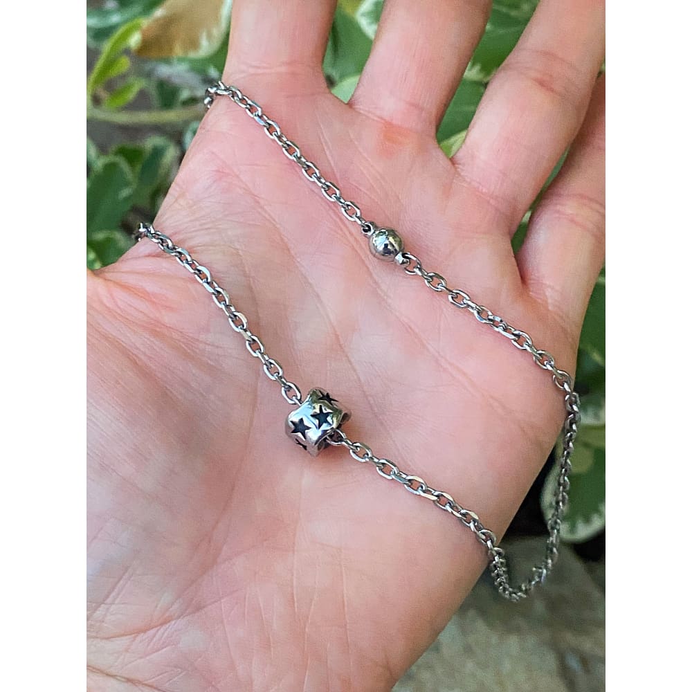 SOLO STAR NECKLACE