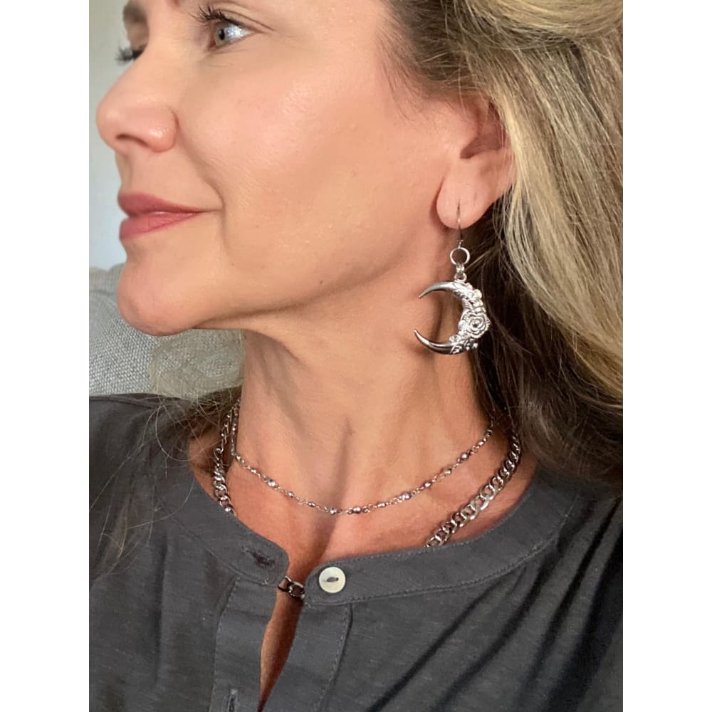FLORAL MOON EARRINGS