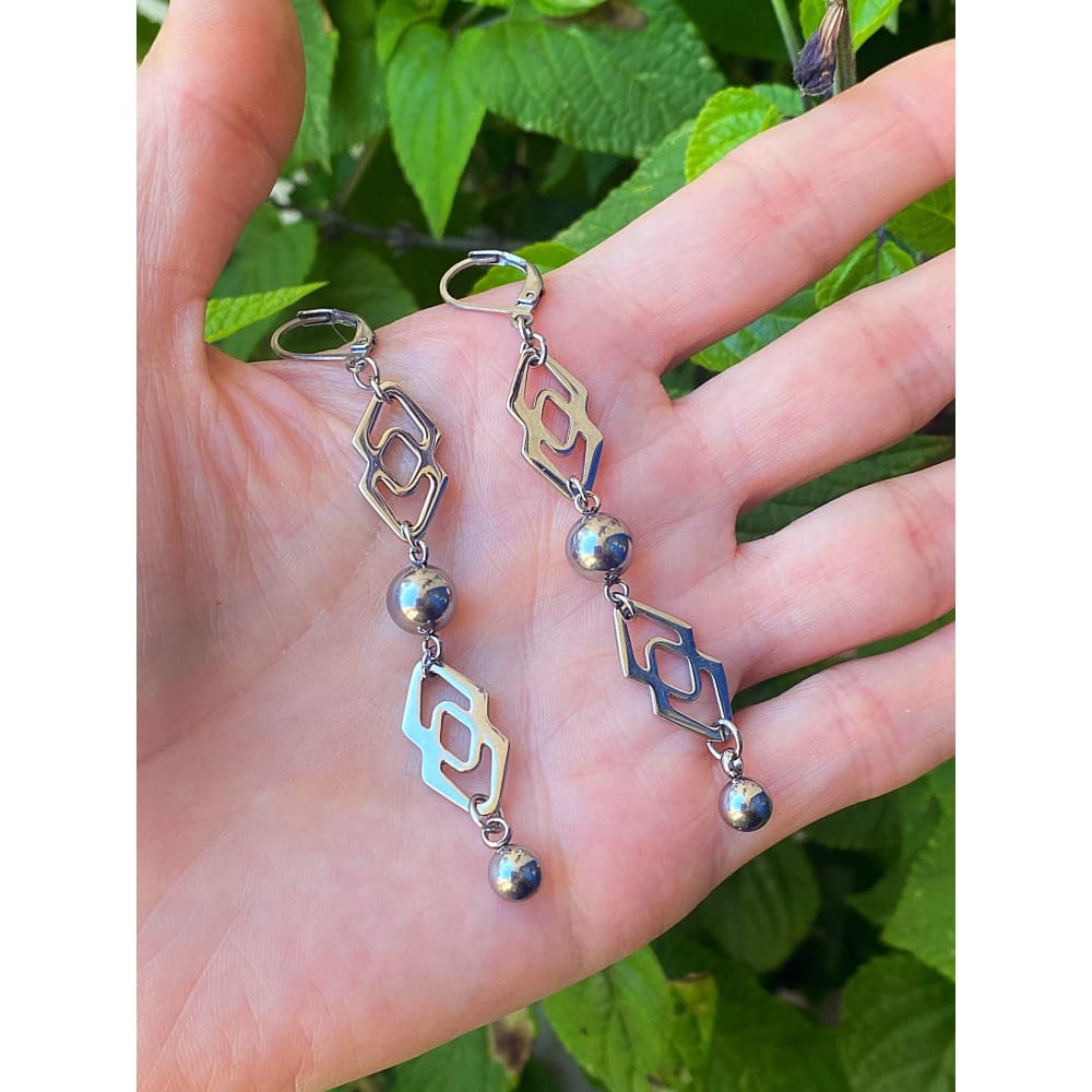 CHEVRON EARRINGS