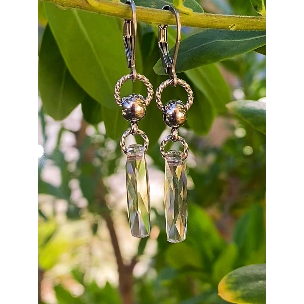 CHAMPAGNE BAR EARRINGS