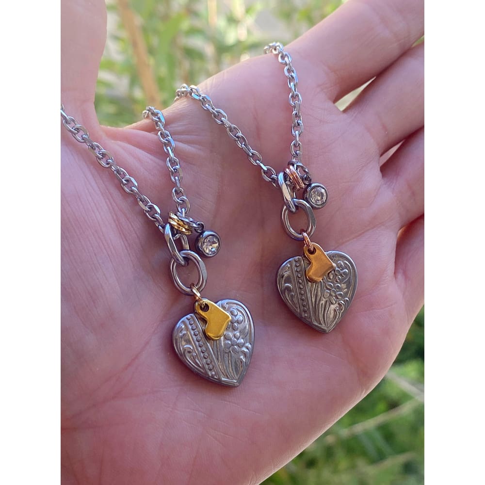 SPIRITED HEART NECKLACE