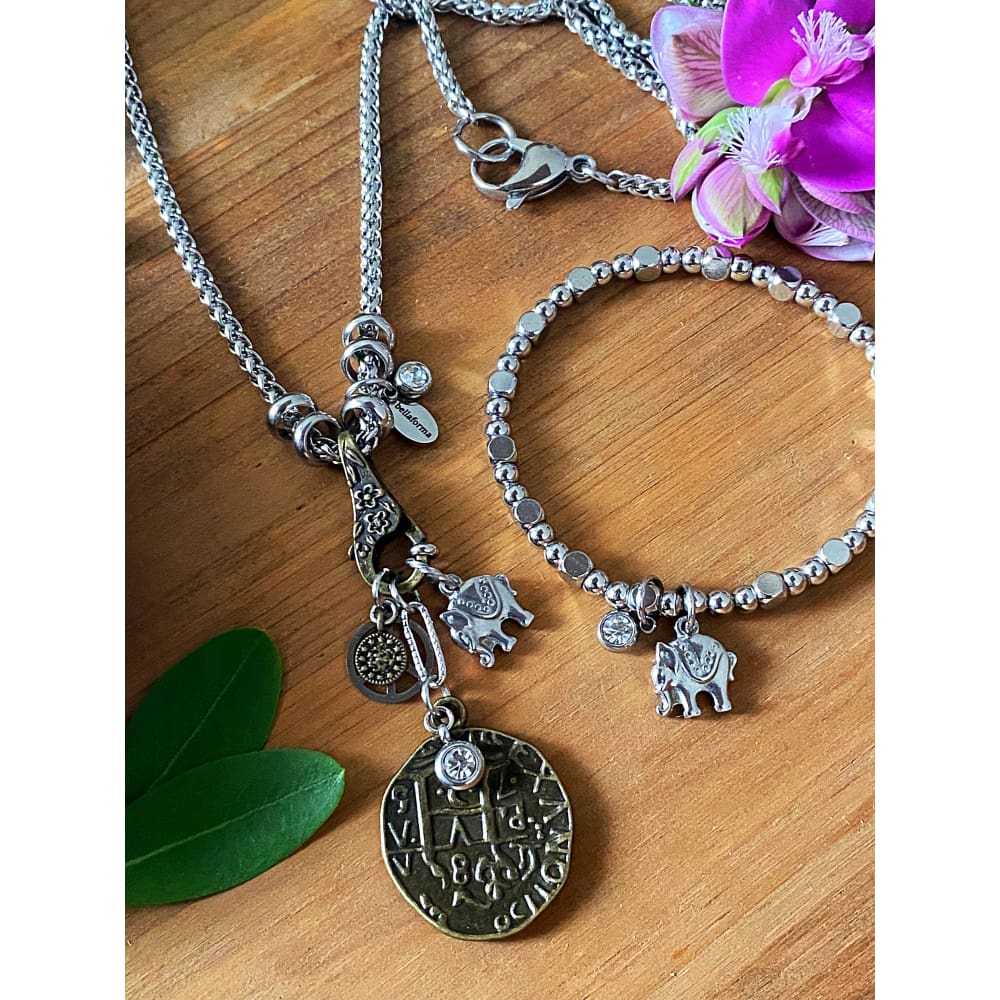 ELLE CHARM BRACELET