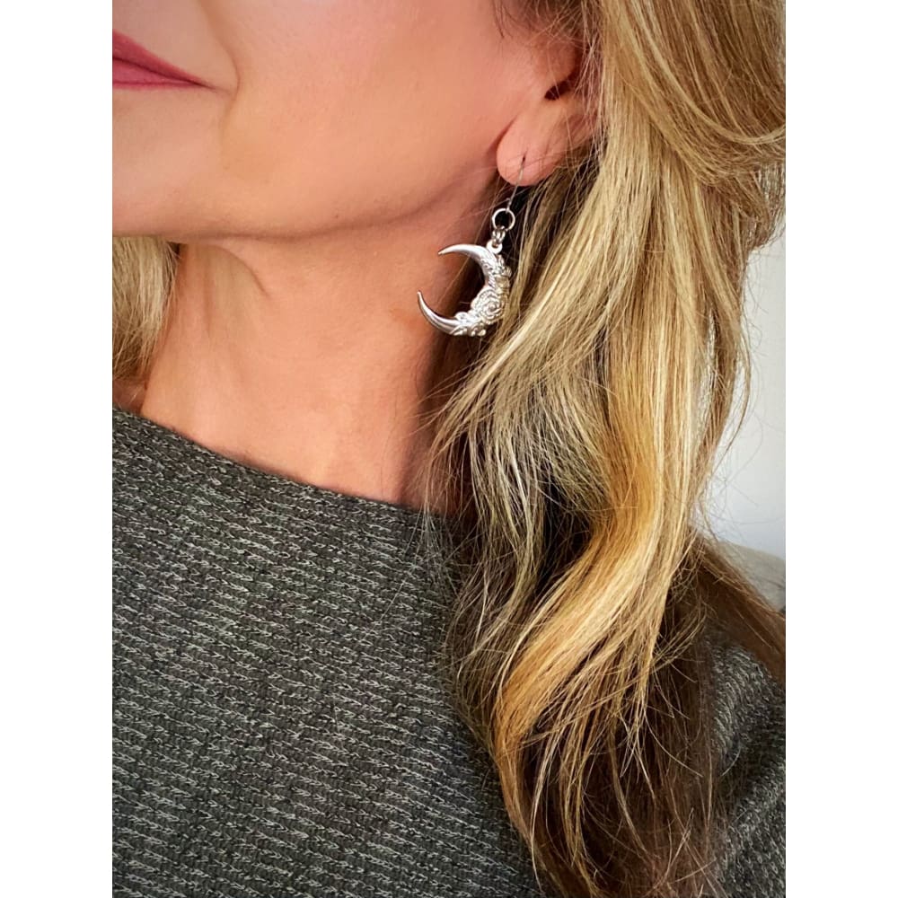 FLORAL MOON EARRINGS