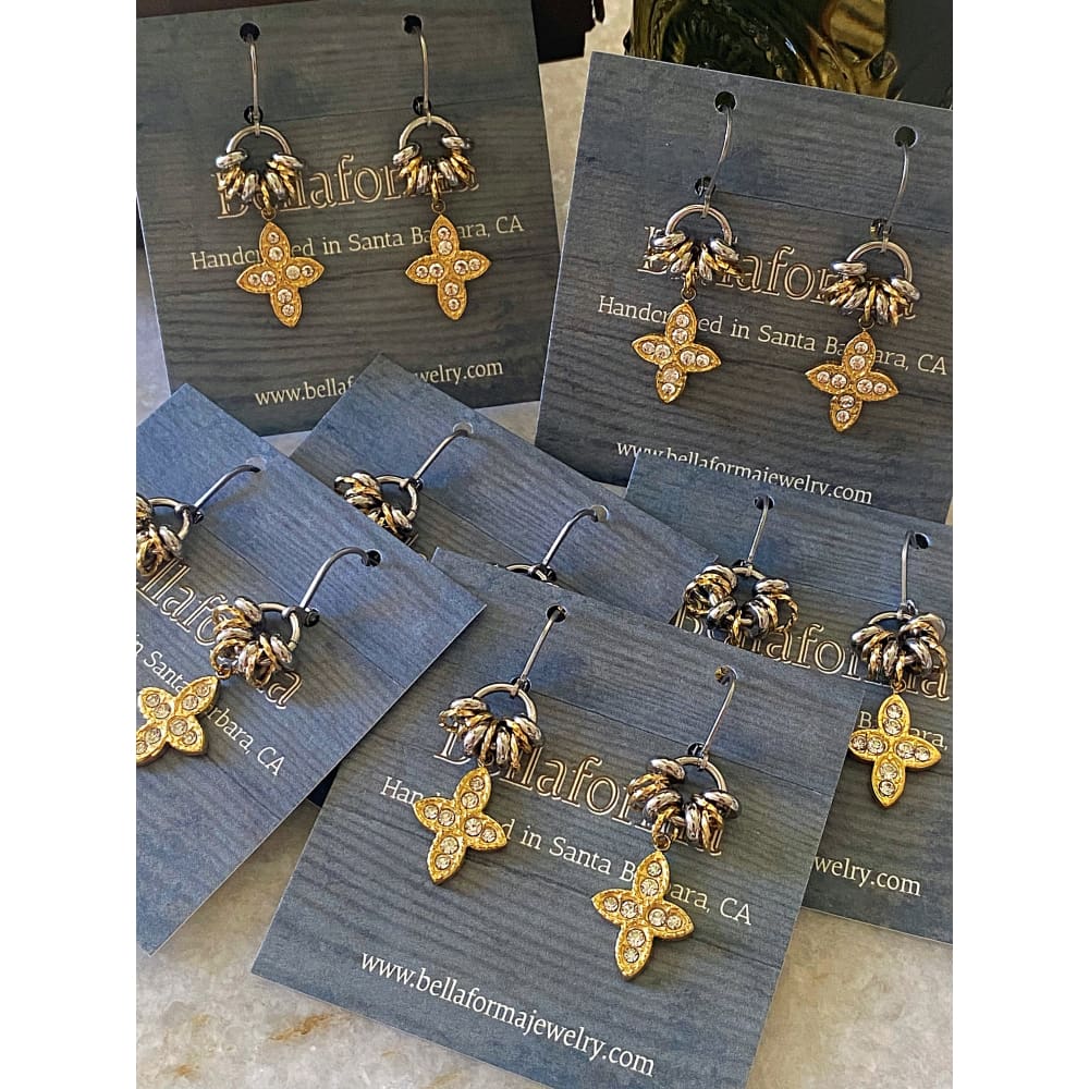 GOLDEN CLOVER EARRINGS