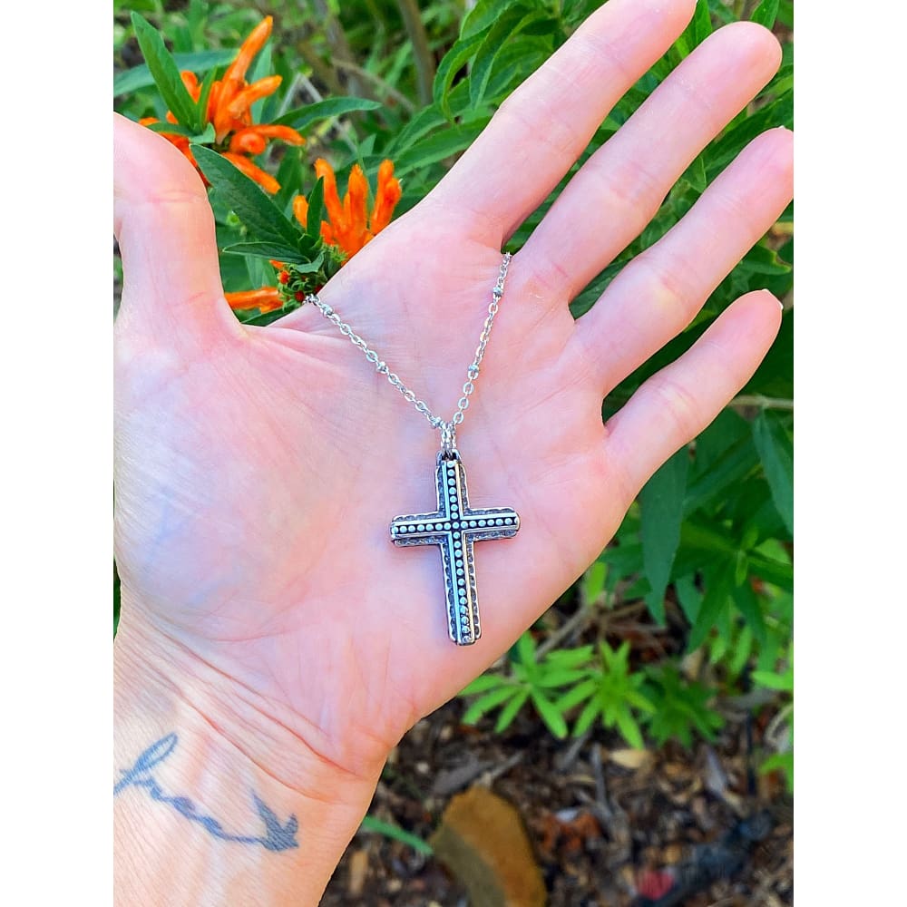 BEADED HAMMERED CROSS NECKLACE