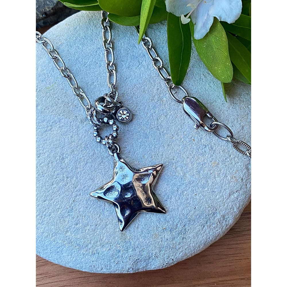 ANTIQUE STAR NECKLACE