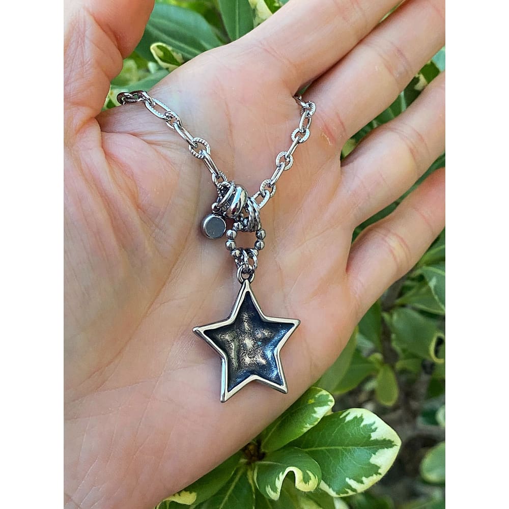 ANTIQUE STAR NECKLACE