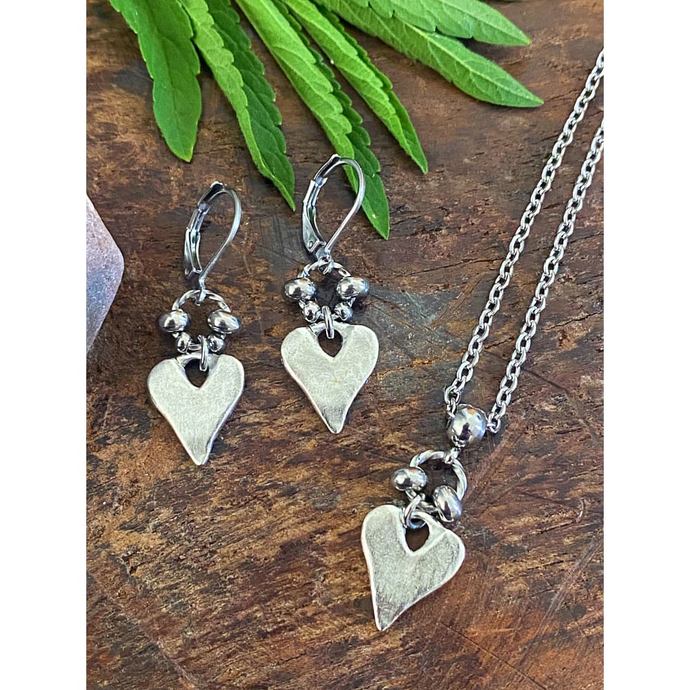 RUSTIC HEART EARRINGS