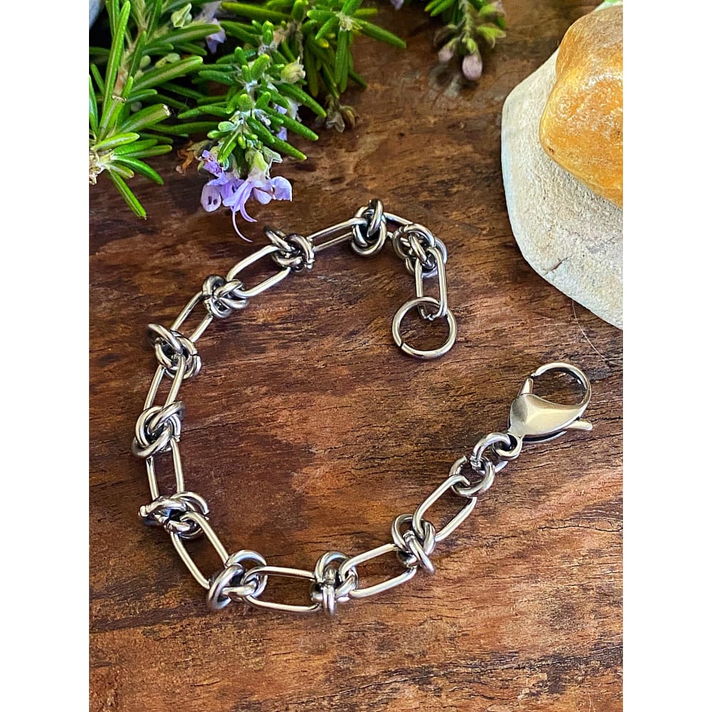 KNOT LINK BRACELET