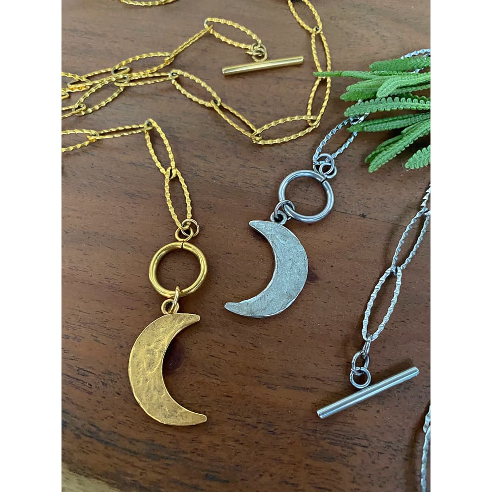 MOON TOGGLE NECKLACE