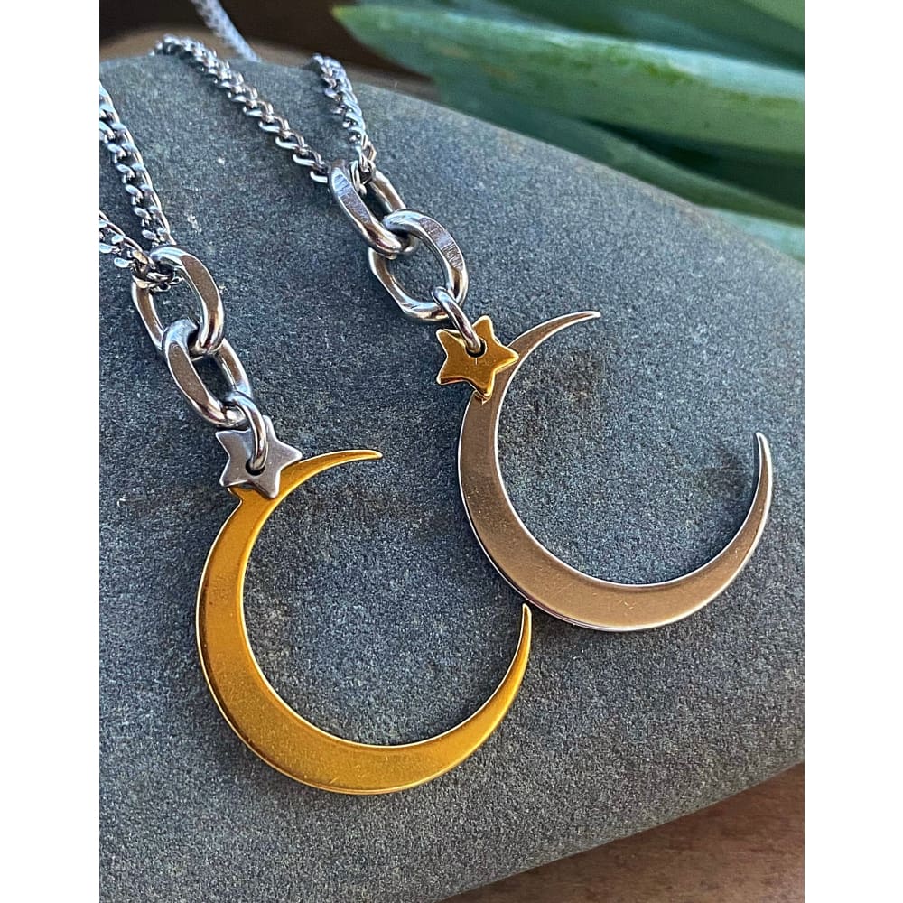 TRANQUIL MOON NECKLACE