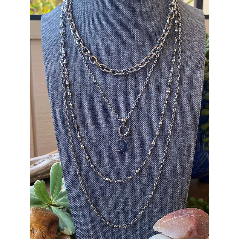 TINY MOON NECKLACE