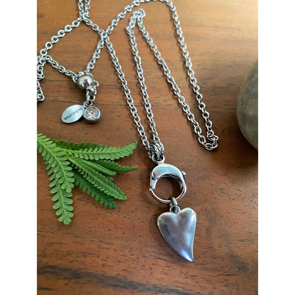 BLISSFUL HEART NECKLACE